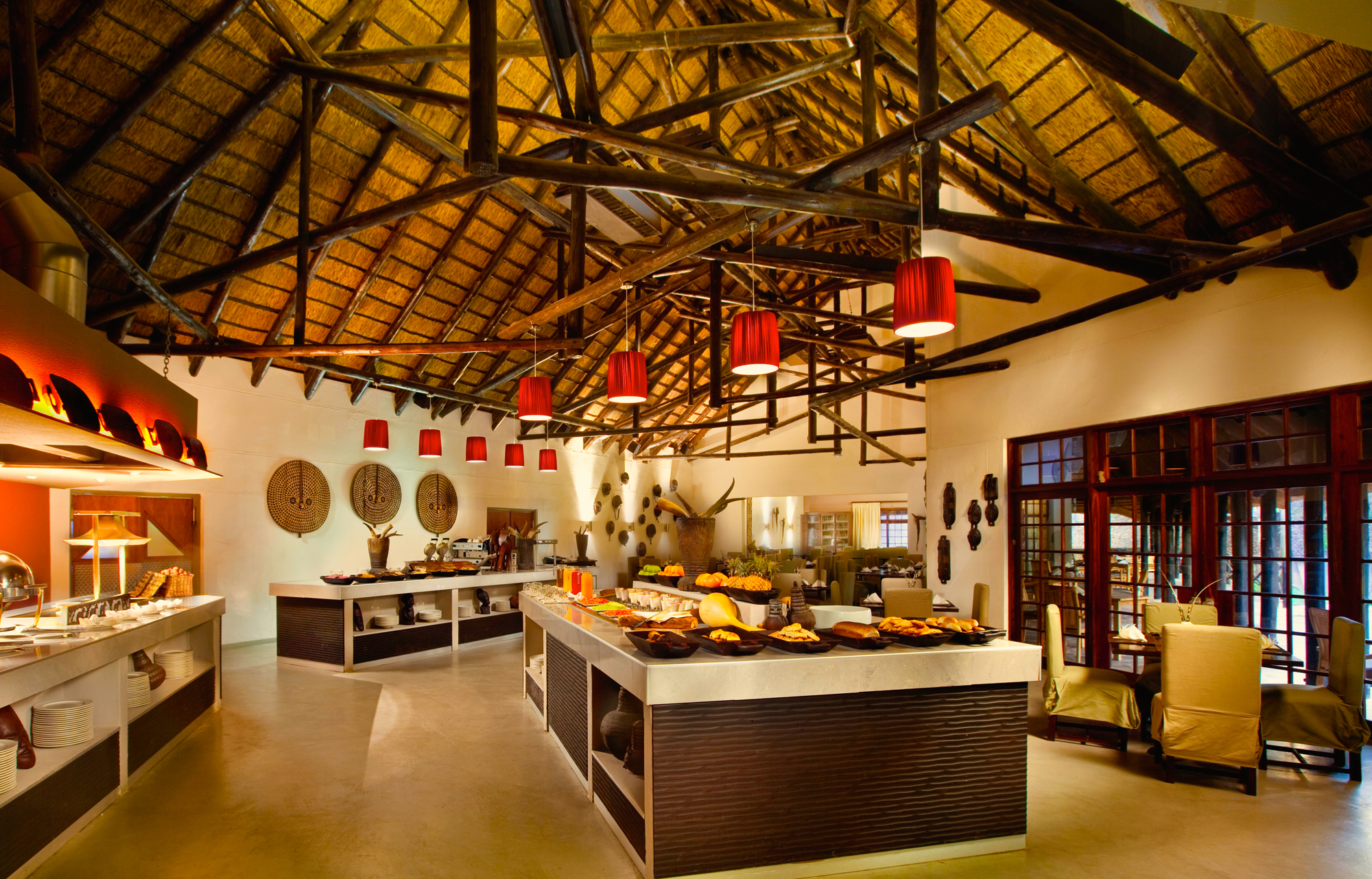 mokuti-etosha-lodge-dining-room